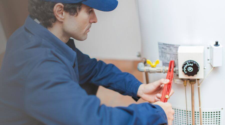 Professional Water heater repair in South Gardiner, ME